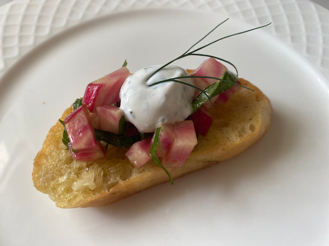 Beet bruschetta with dilly sour cream on toast points